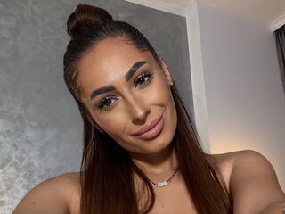AvaLynn