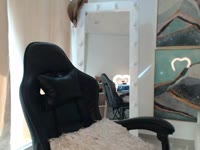 I am a sweet, close and very affectionate girl. I like to create a beautiful and relaxed environment where you can feel comfortable and special. I enjoy talking, listening and sharing unique moments full of good energy. If you are looking for a warm, attentive company with a sincere smile, you will always be welcome here ✨