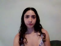 I’m a sexy college student who loves making people cum. Tell me your fantasies and I’ll try to make them come true for you