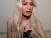 I am a very dominant non-binary Latina. I am 21 years old. I like slaves without limits, submissive, flirtatious, dirty and accommodating with everything their mistress asks of them. I decided to govern my slaves.