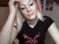 HI SWEETYSk ben Sunny 33 En van Ijslandse afkomst .Ik hou van avontuur  , afwisseling en  spannende dingen proberen.ik ben open-minded en niks is mij te gek ! en love gekke fantasieën en minder allerdaagse gedachten want gek is anders en anders is leuk ! schaam je niet !Verder sterrenbeeld : tweelingen heb een  danspaal in de huiskamer dus geef ik wel eens een showtje :_)NICE TO SEE YOU HERE !