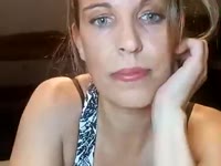 D humeur toujours joviale et coquine, nous pouvons passer d agréable moment seulement a discuter ou s exiter. Je suis assez joueuse et mon regard ne laisse personne indifférent.