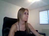 Bonjour et bienvenue a tous, on dit de moi que je suis grande mince douce et que j