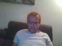 Leuke jonge man van 47, slank postuur, geschoren. Heb jij zin om eens lekker uit je dak te gaan, kom dan hier en je zal de dag van je leven hebben xxxxxxxxxx