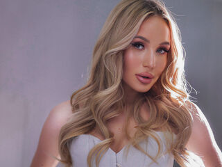 camgirl chat room MarryDavies