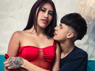 naughty camcouple masturbating with vibrator AlissonAndJey