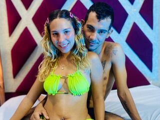 chat room photo JennyAndJuan