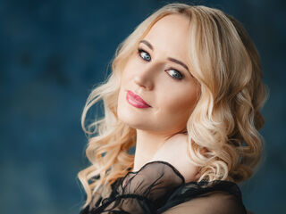 golden shower live sex webcam AbeyAmaze