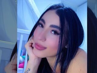 girl cam sex AdelaMartins