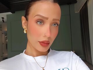 naked webcam girl fingering AdrianaRossetti