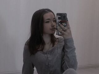 camslut showing pussy AftonCoppinger