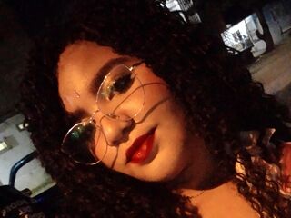 sexy webcamgirl picture AishaBlanco