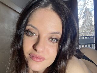cam girl masturbating with vibrator AlanaMore