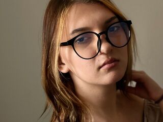 free adultcam AlbertaPolnau