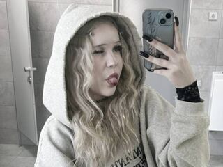 webcamgirl chat room AlicaUwu