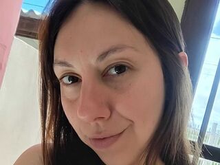 cam chat AliceDeluca