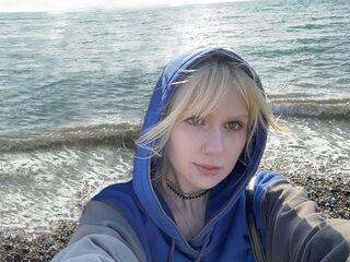 girl nude AliceEiller