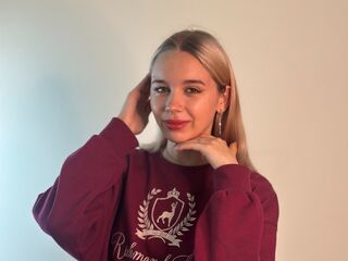 live striptease AliceWoody
