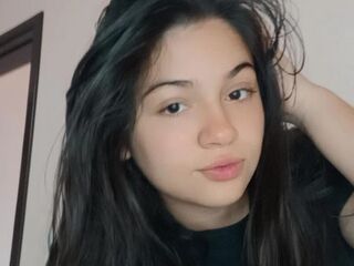 camslut topless AlisseKim