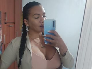 naked girl with webcam masturbating with dildo AlysaPear