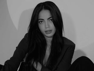 closeup cam AmaraValmont