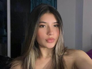 camwhore shaving pussy AmberCasanova