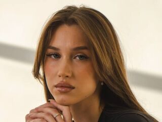 free video chat AmelinaBrauberg