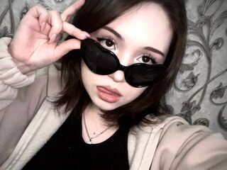 naked cam girl picture AminaBaudoin