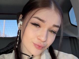 fingering girl chatroom AngelaStephens