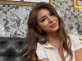 cam slut picture AryaMirelle