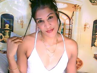 chat room free AzzyGreene