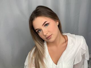 shaved pussy cam BeliaPuliafico