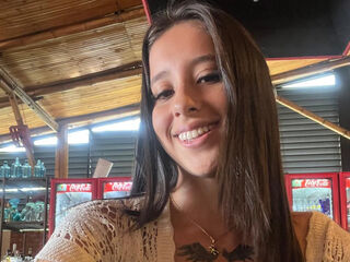 babe BellaLeroi