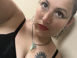 naughty camgirl masturbating with vibrator BrattyBride