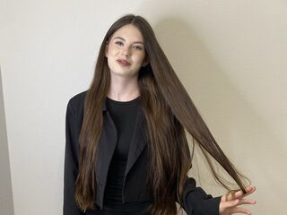 fingering cam girl video BrendaShabot