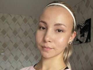 sexy cam girl CatrinaWakley