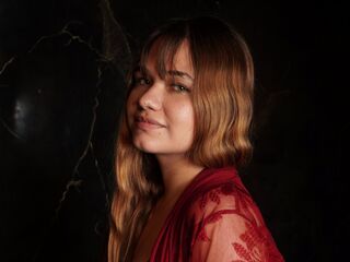 live sex webcam CharlotBlonde