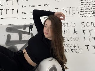 adult live webcam CharlotteVivi