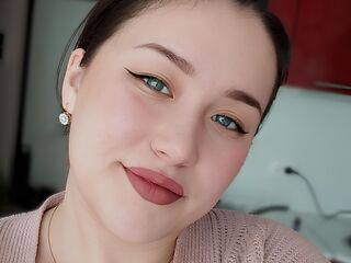 webcamgirl chat CharyBingg