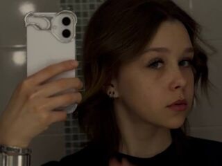 fingering cam slut CorieDemagastris