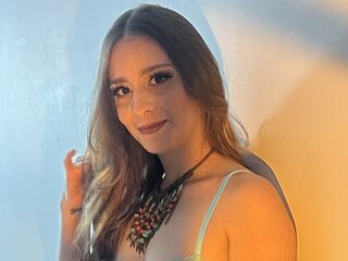 camgirl porn webcam CrissyEvans