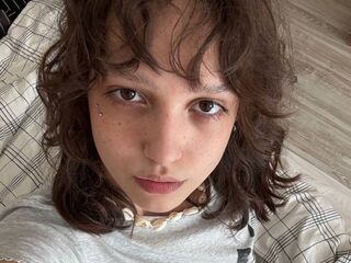 naked camgirl picture DeannDepsky