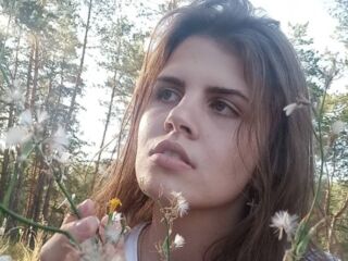 chat room photo DelfinaSteedley