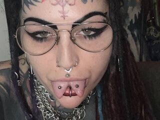 camgirl masturbating with vibrator Dominanyx