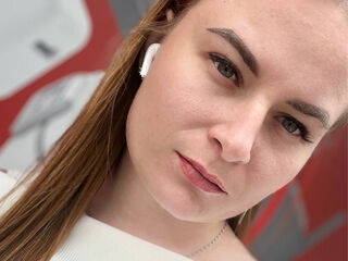 webcam pic ElenaMaeer