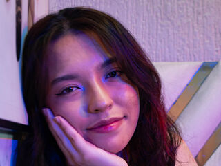 beautiful girlcam EllieCutter