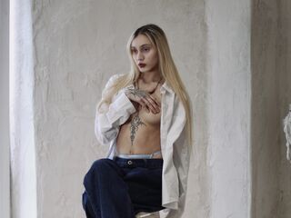 camgirl video chat EllieXeno