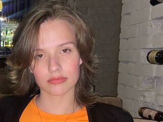 camgirl live ElwineDennett