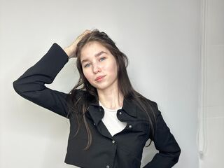 hot cam girl fingering ElwynaBeste