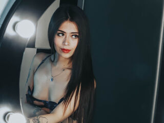 free chatroom EmilyClarkk